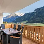 דירה Luxurious With Sauna In Koenigsleiten