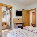 דירה Luxurious With Sauna In Koenigsleiten