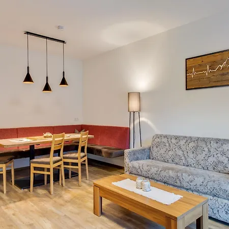 Luxurious With Sauna In Koenigsleiten