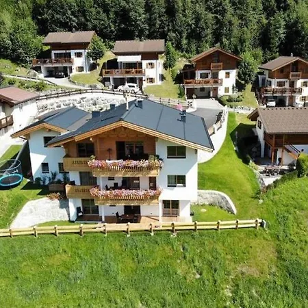 Luxurious With Sauna In Koenigsleiten Apartmán Wald im Pinzgau