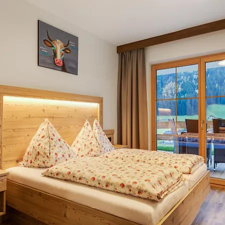 Luxurious With Sauna In Koenigsleiten Apartamento Wald im Pinzgau